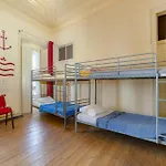 Hostel Suntrap