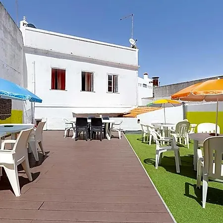 Suntrap Hostal *