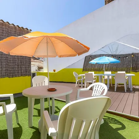 Hostal Suntrap *